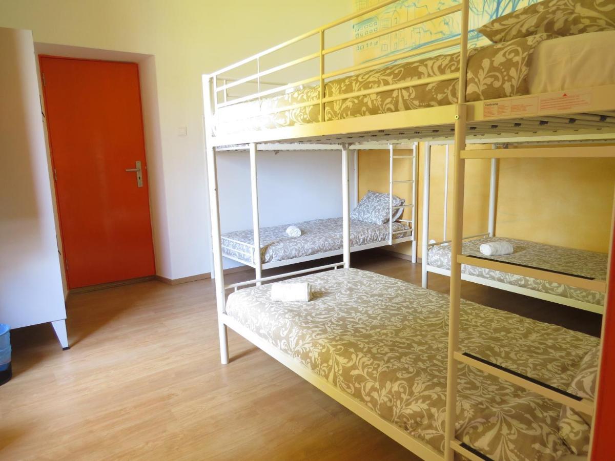 The Macarena Beach Hostel ลากอส ภายนอก รูปภาพ