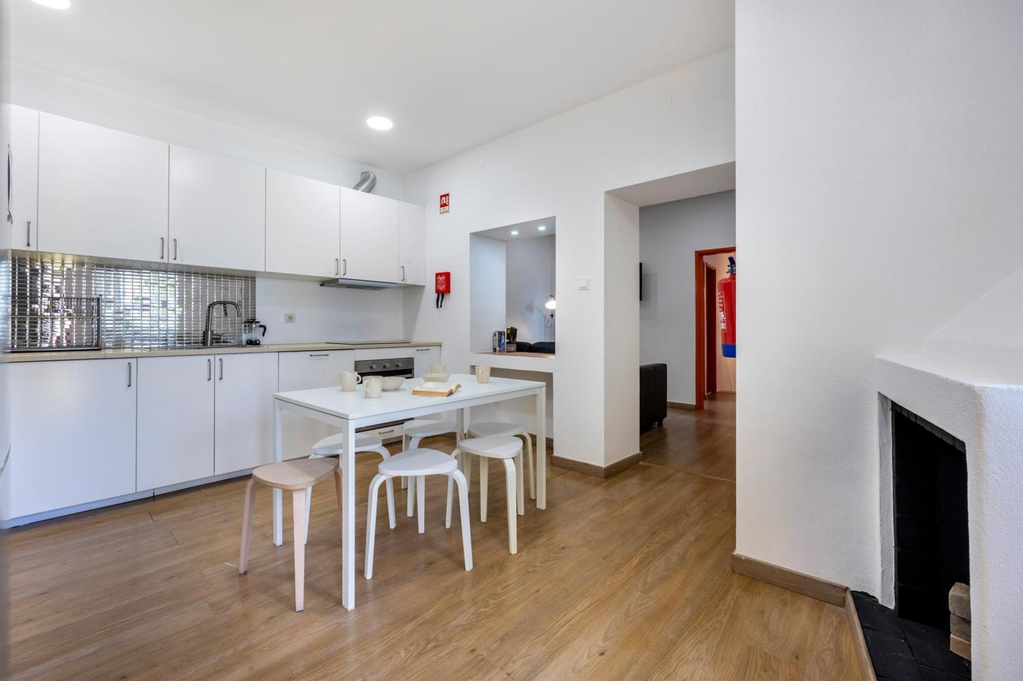 The Macarena Beach Hostel ลากอส ภายนอก รูปภาพ