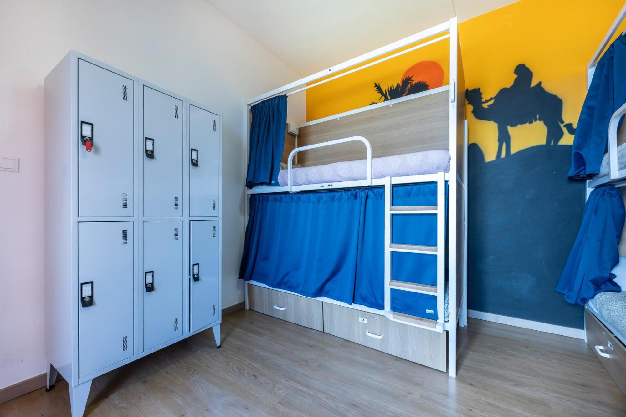 The Macarena Beach Hostel ลากอส ภายนอก รูปภาพ